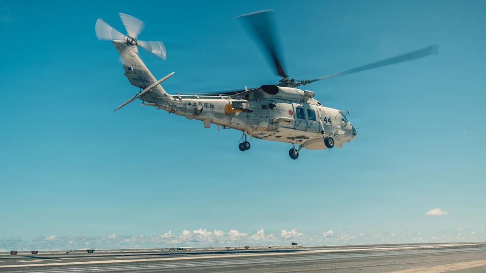 George Washington Operates Alongside JMSDF