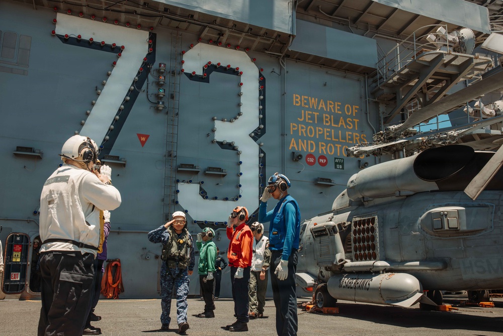George Washington Hosts Japan Surface Warfare Group 2