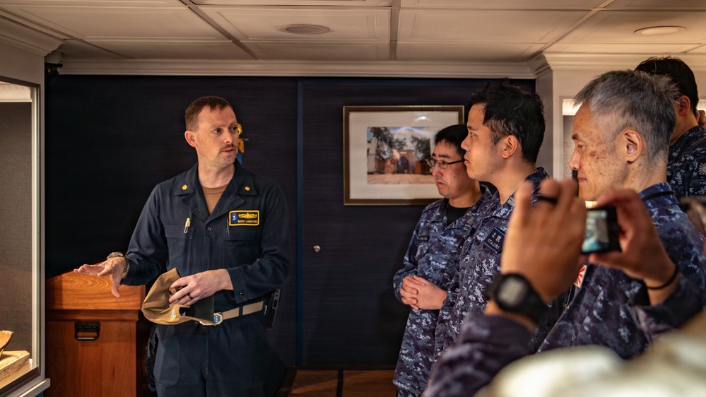George Washington Operates Alongside JMSDF