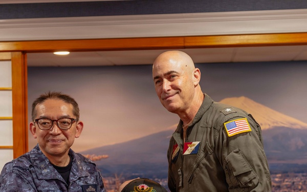 George Washington Hosts Japan Surface Warfare Group 2