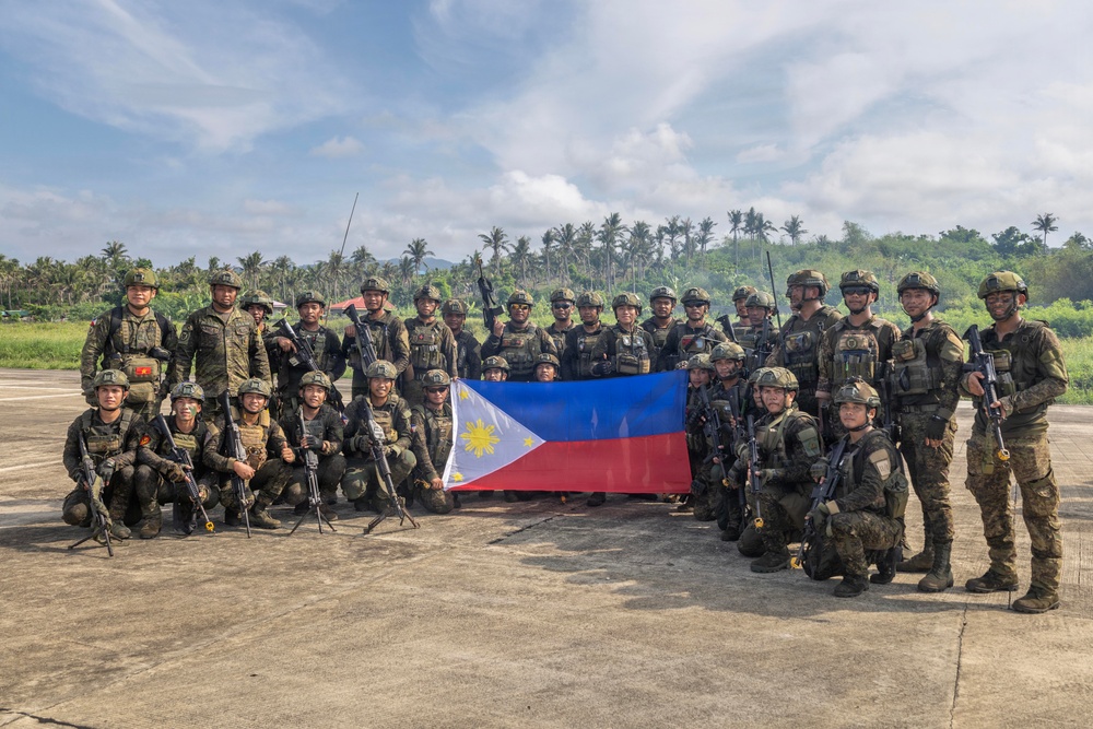 Salaknib 2026: Task Force Saber Conducts Joint Air Assault on Calayan Island
