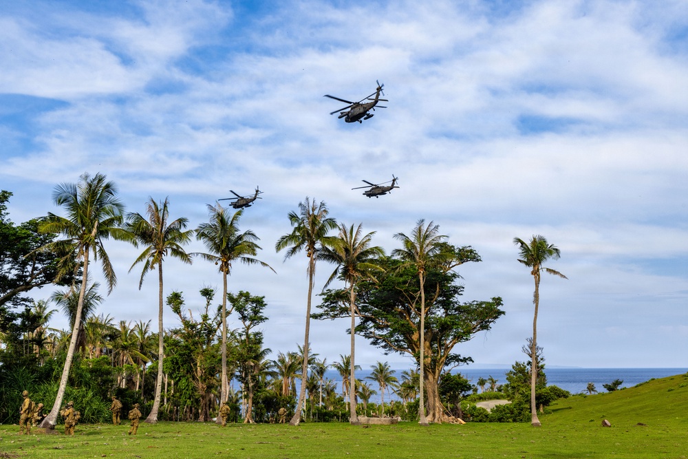 25th Infantry Division Conducts Joint Air Assault On Calayan Island