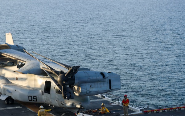 U.S. Marines and Sailors conduct flight operations on USS Essex