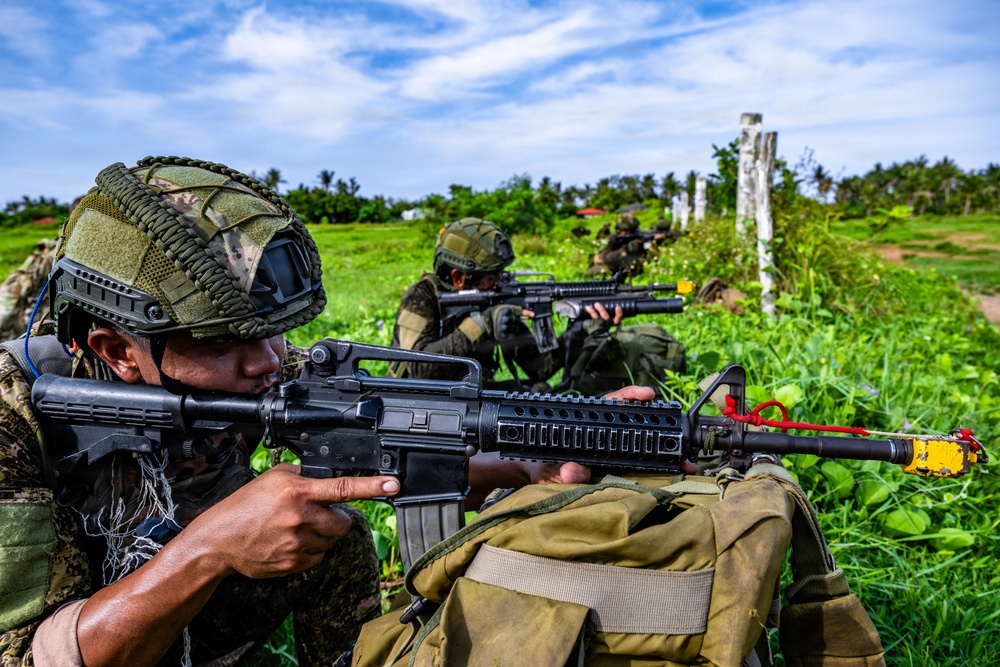 SALAKNIB 2026: 2-27 Conducts Joint Air Assault at Calayan Island