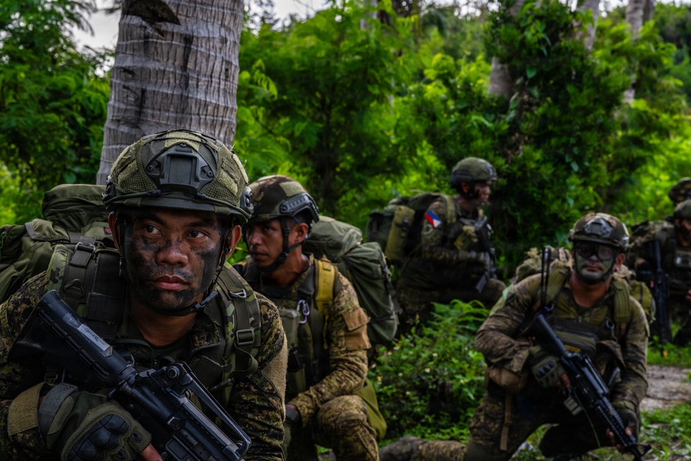 SALAKNIB 2026: 2-27 Conducts Joint Air Assault at Calayan Island