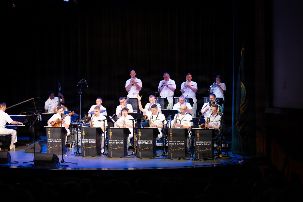 U.S. Navy Band Commodores at Manchester Craftsman's Guild
