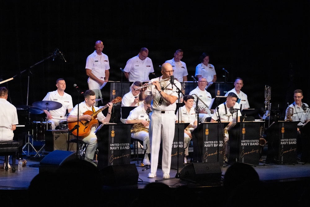 U.S. Navy Band Commodores at Manchester Craftsman's Guild
