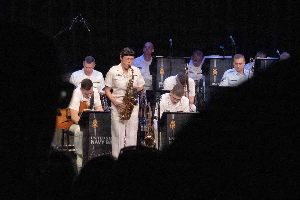 U.S. Navy Band Commodores at Manchester Craftsman's Guild