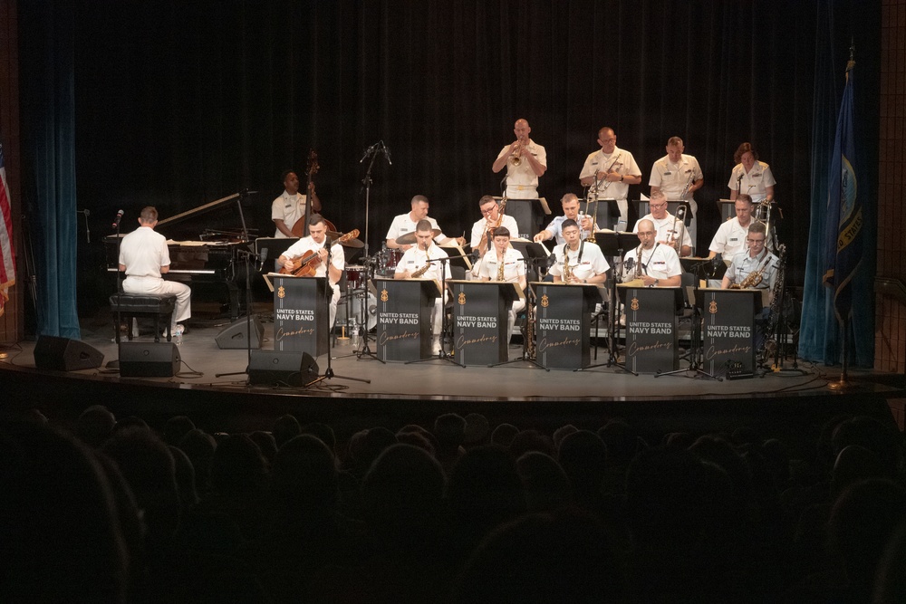 U.S. Navy Band Commodores at Manchester Craftsman's Guild