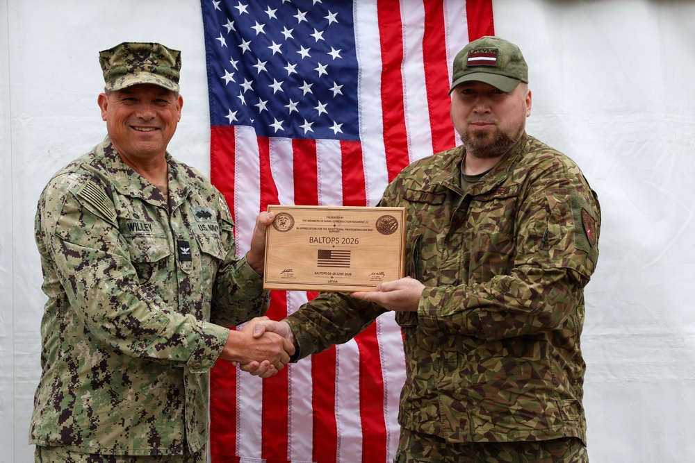 22 NCR Commodore Presents Award during BALTOPS 2026