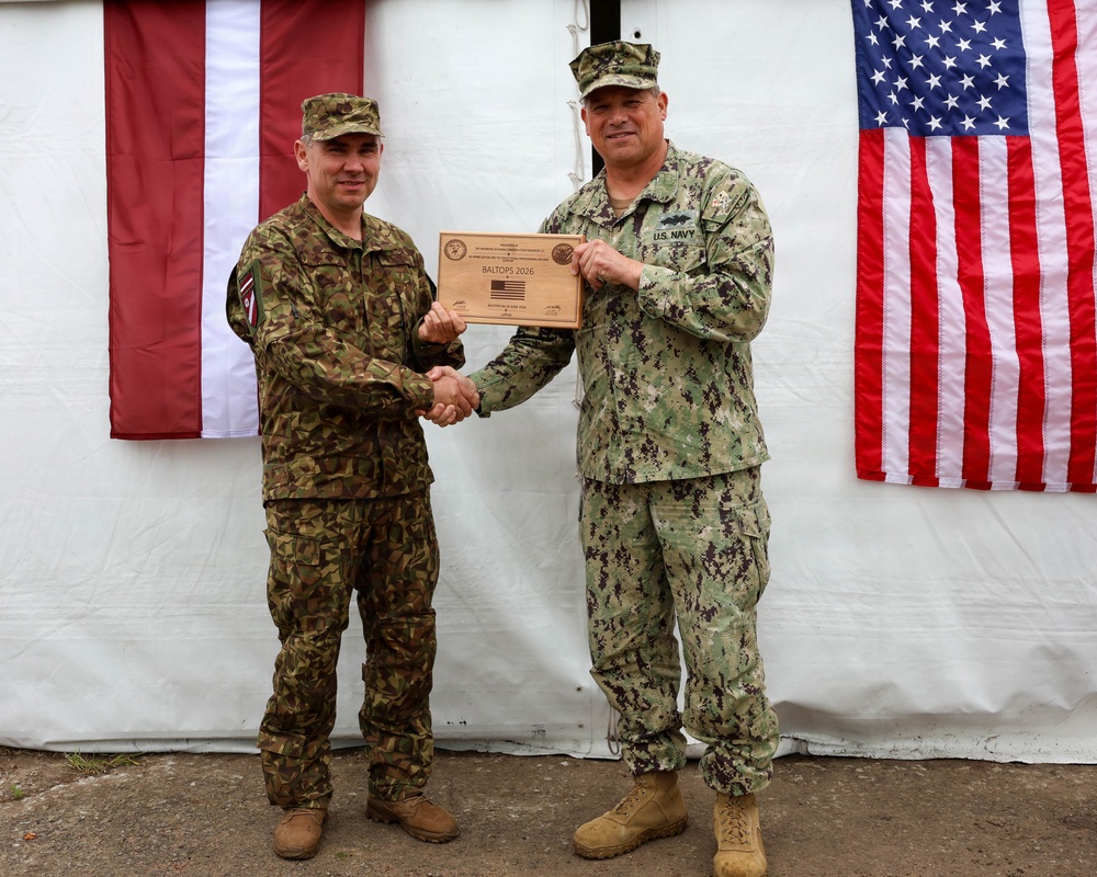 22 NCR Commodore Presents Award during BALTOPS 2026