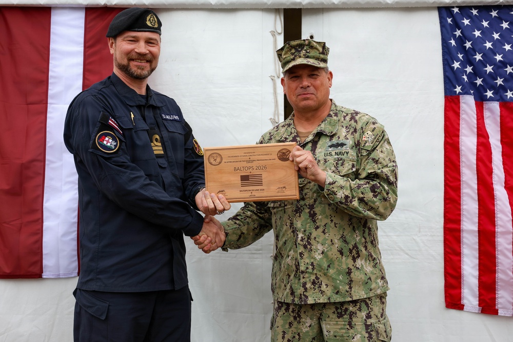22 NCR Commodore Presents Award during BALTOPS 2026
