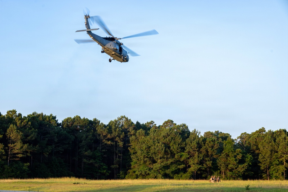 Fleet Exercise 250 | Spanish and French marines conduct aerial insert
