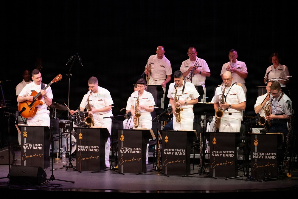 U.S. Navy Band Commodores at Manchester Craftsman's Guild