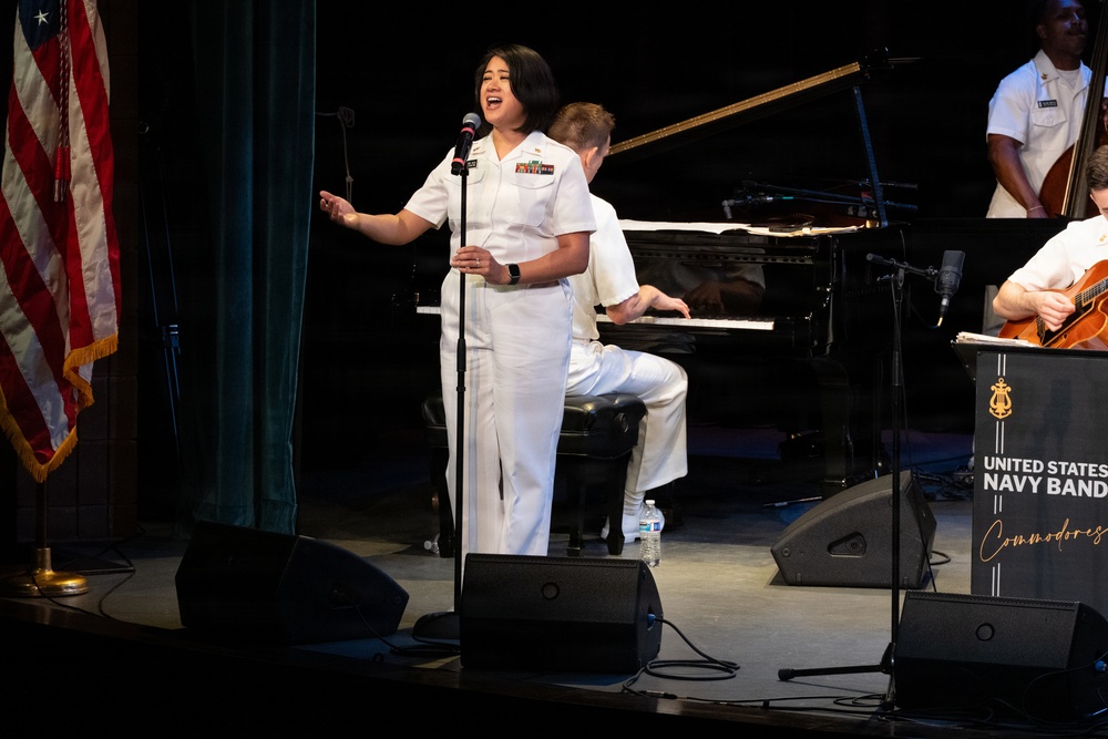 U.S. Navy Band Commodores at Manchester Craftsman's Guild