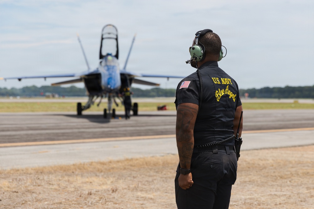 The Blue Angels prepare for Naval Air Station Patuxent River Air Show
