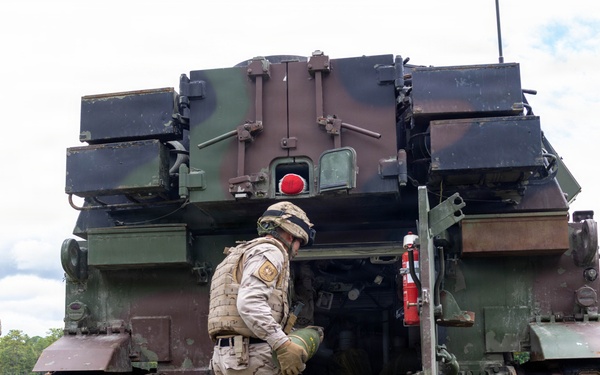 Fleet Exercise 250 | U.S. Marines with 10th Marine Regiment and Spanish marines conduct an artillery range