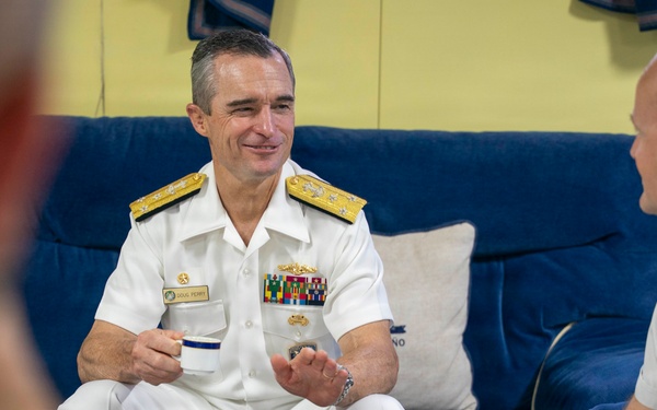 Commander, U.S. 2nd Fleet Visits Spanish Ships at Naval Station Norfolk