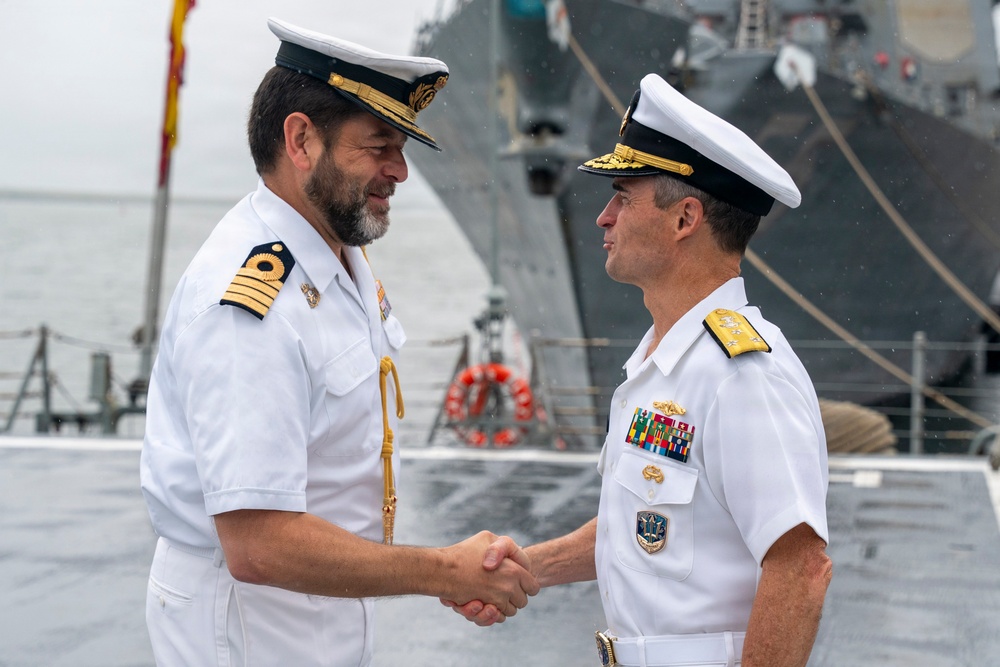 Commander, U.S. 2nd Fleet Visits Spanish Ships at Naval Station Norfolk