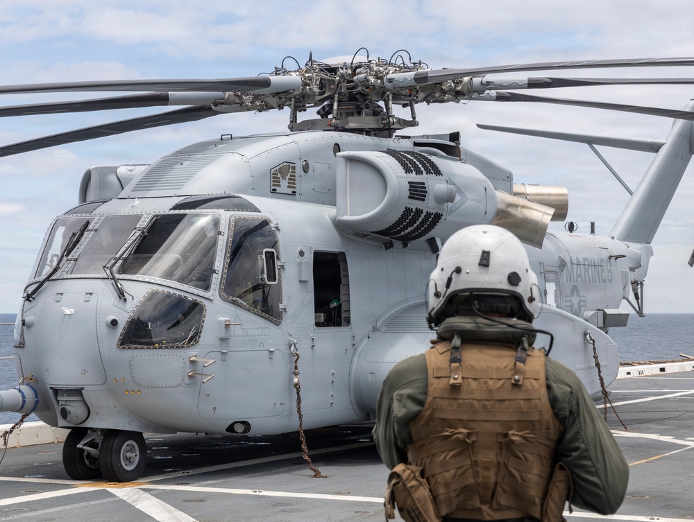 26th Marine Expeditionary Unit’s Type Commanders Amphibious Training | HMH-461 cross decks from the USS Arlington to the USS Kearsarge