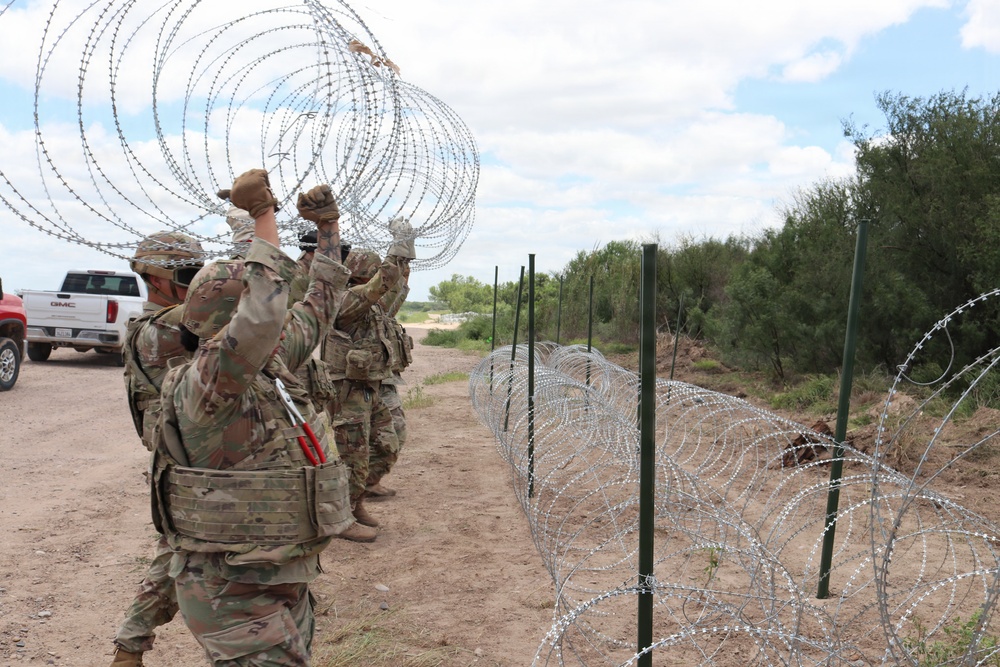 U.S. Army Soldiers with the 350th Engineer Company, 130th Maneuver Enhancement Brigade, assigned to Joint Task Force-Southern Border