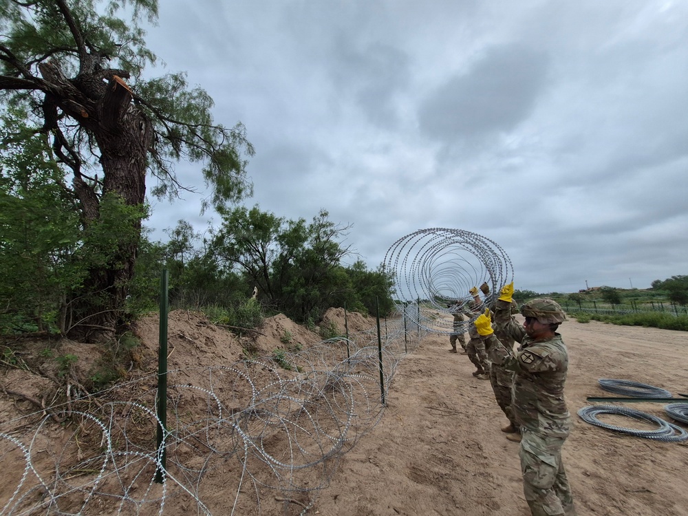 U.S. Army Soldiers with the 350th Engineer Company, 130th Maneuver Enhancement Brigade, assigned to Joint Task Force-Southern Border
