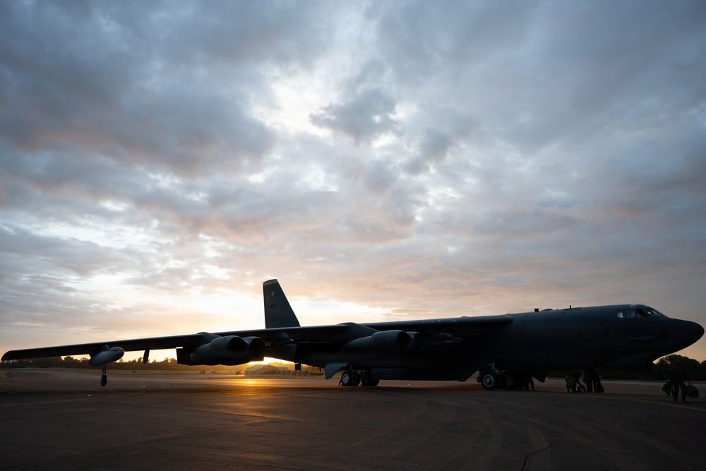 B-52H Stratofortress lands to support U.S. Central Command