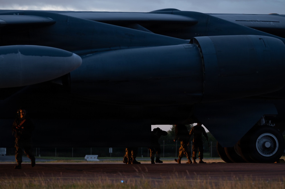 B-52H Stratofortress lands to support U.S. Central Command