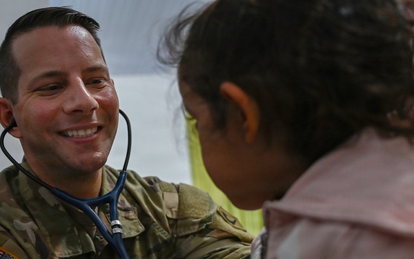 Guard members from six states bring medical expertise to Paraguay for exercise Amistad