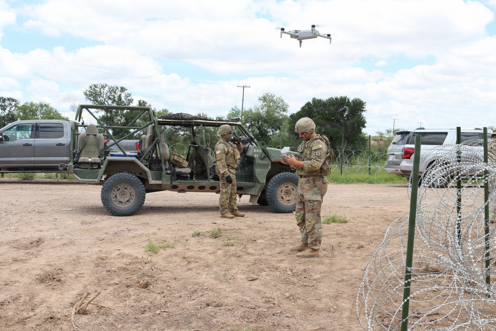 350th Engineer Company Soldiers Launch Skydio Drone in Eagle Pass