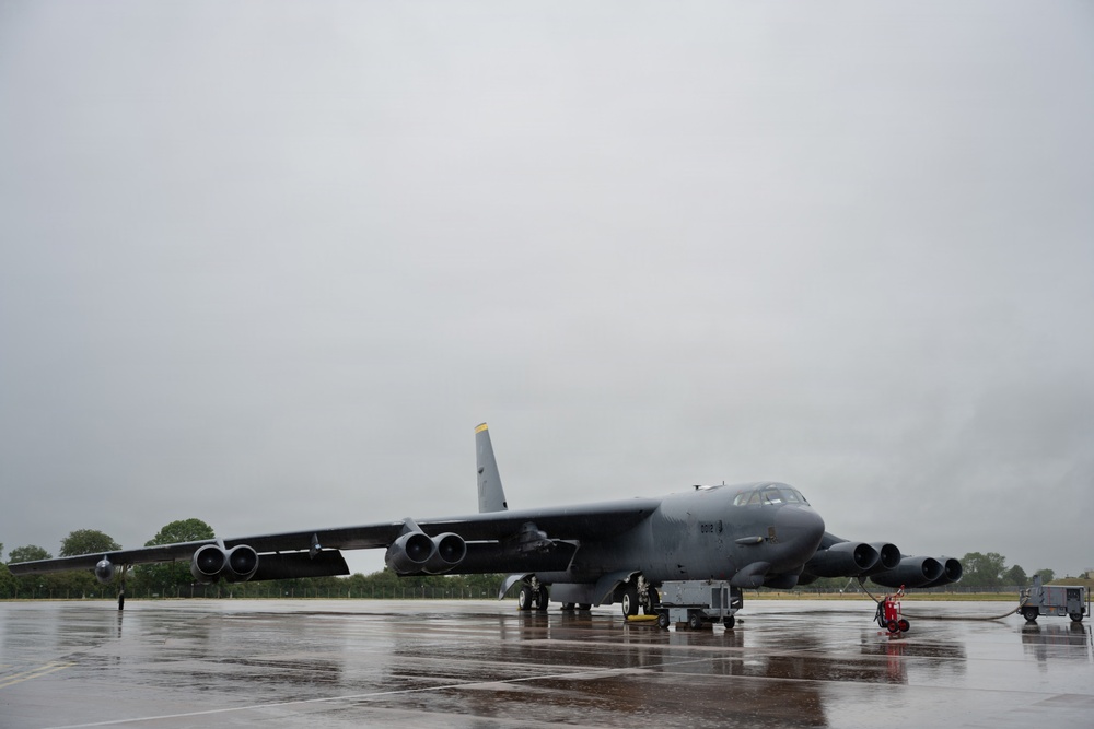 B-52H Stratofortress takes off in support of U.S. Central Command