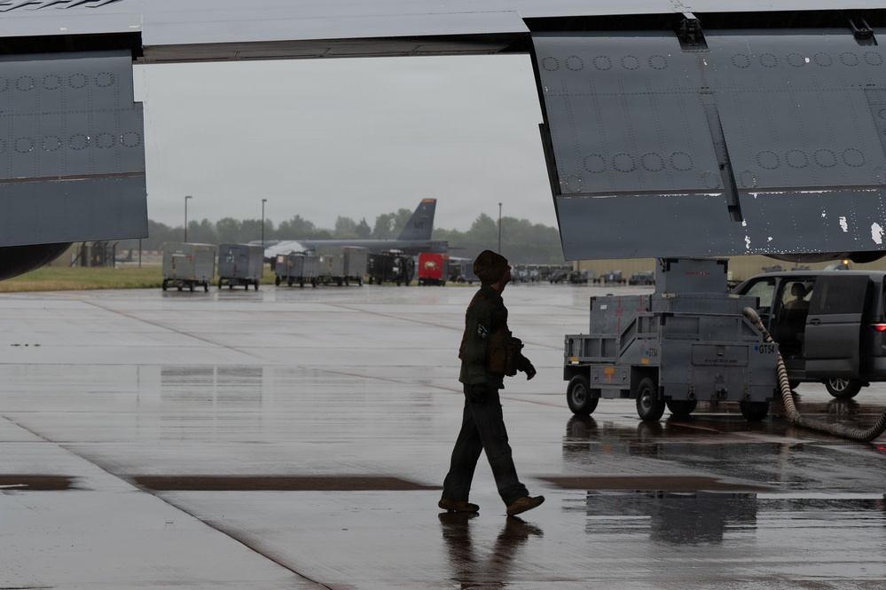 B-52H Stratofortress takes off in support of U.S. Central Command