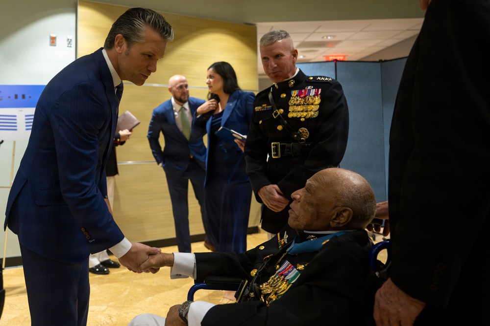 SecWar Hosts Medal of Honor Induction Ceremony