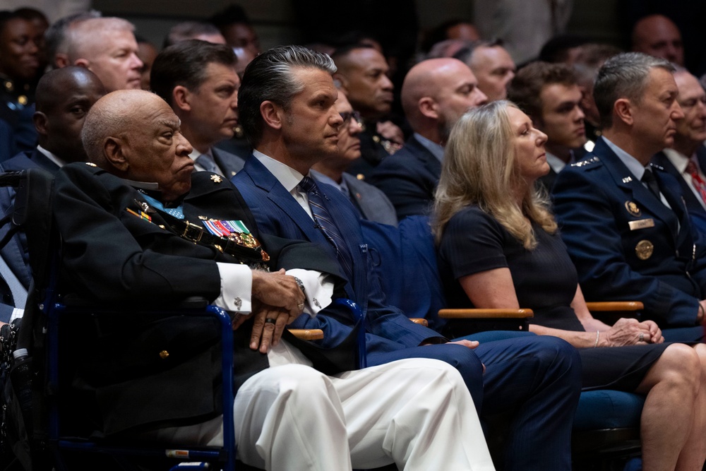 SecWar Hosts Medal of Honor Induction Ceremony