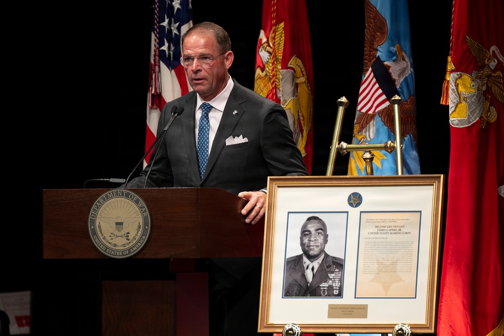 SecWar Hosts Medal of Honor Induction Ceremony