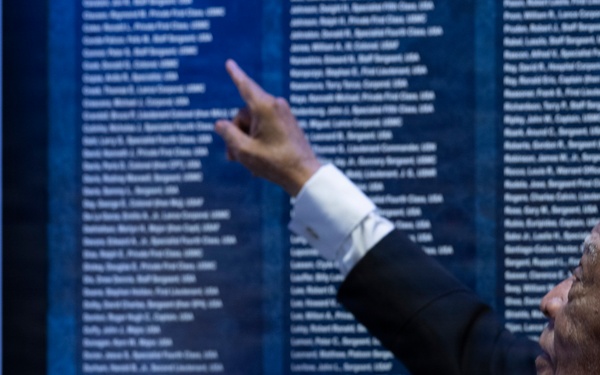 SecWar Hosts Medal of Honor Induction Ceremony