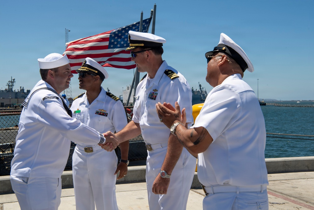 USS Fitzgerald Returns to Homeport