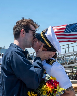 USS Porter Returns to 6th Fleet OAR Newscast