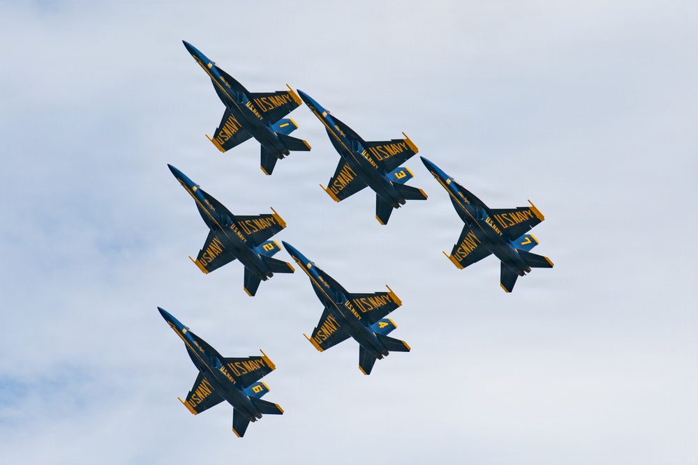 Blue Angels rehearse ahead of Naval Air Station Patuxent River Air Show