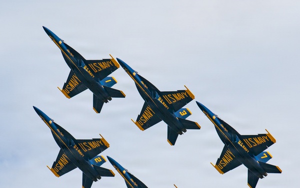 Blue Angels rehearse ahead of Naval Air Station Patuxent River Air Show