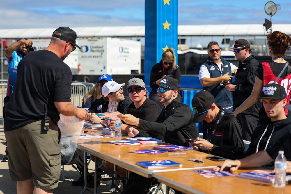 NASCAR O’Reilly Auto Part Series Drivers Autograph Photos