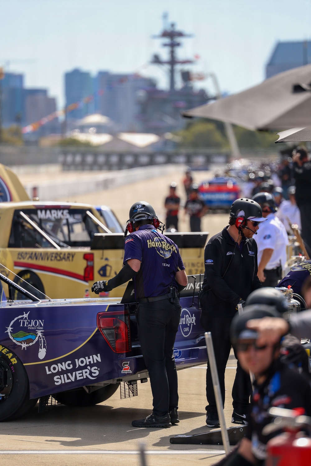 NASCAR CRAFTSMAN Pit Crew Performs Maintenance