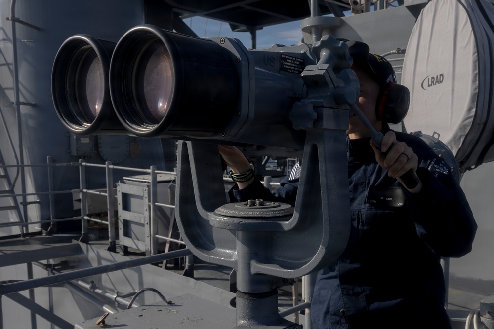 Kearsarge Conducts Daily Operations