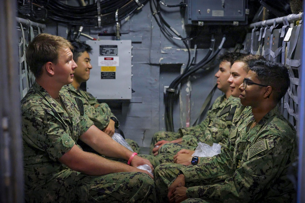 Midshipmen Prepare to Leave Kearsarge