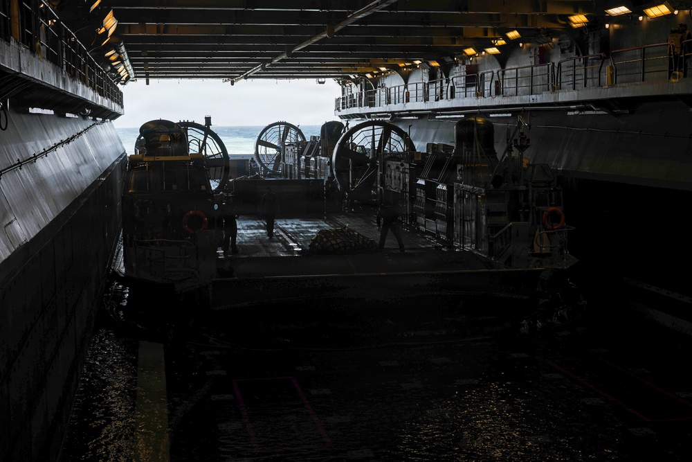 Midshipmen Prepare to Leave Kearsarge