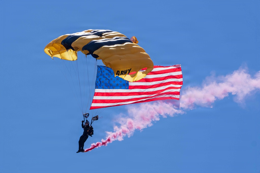 The U.S. Army Parachute Team jumps for Truckee Tahoe Airshow