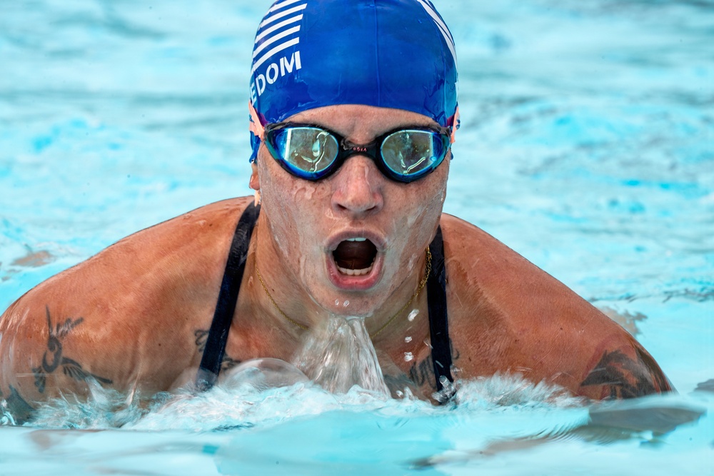 Air Force Wounded Warriors train in preparation for Warrior
Games: day 3
