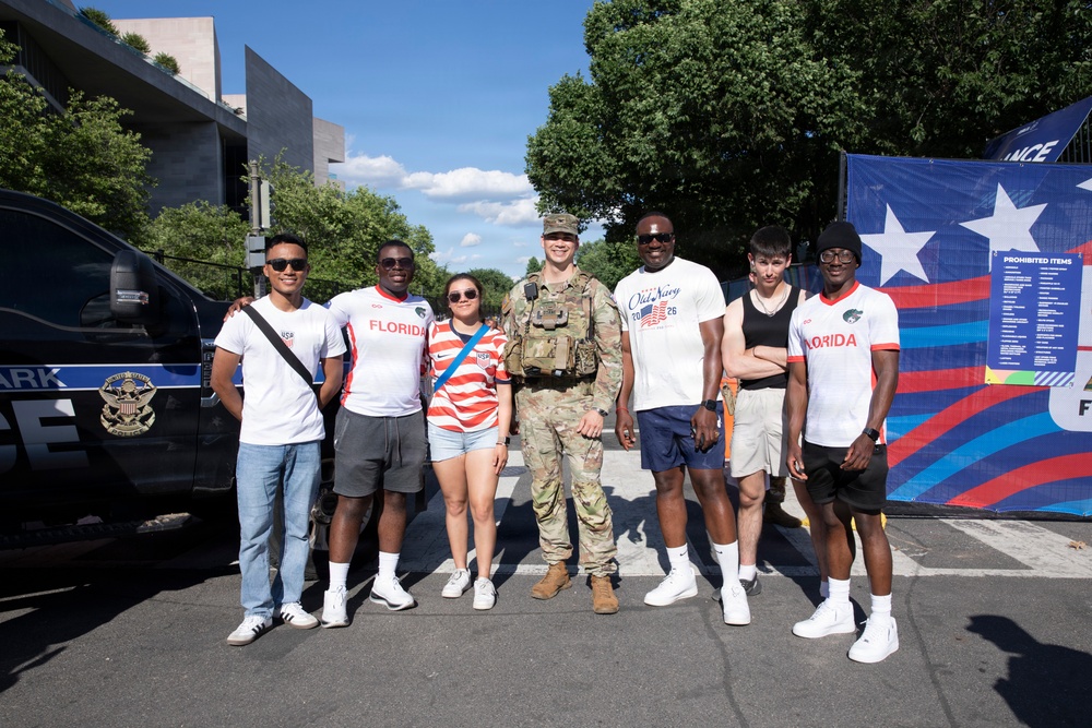 JTF-DC Leadership visits patrol teams