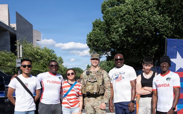 JTF-DC Leadership visits patrol teams