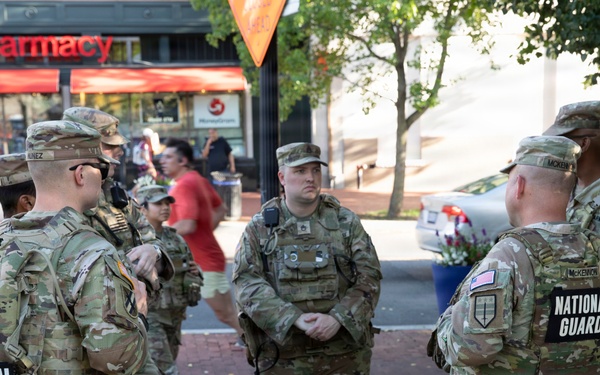 JTF-DC Leadership visits patrol teams